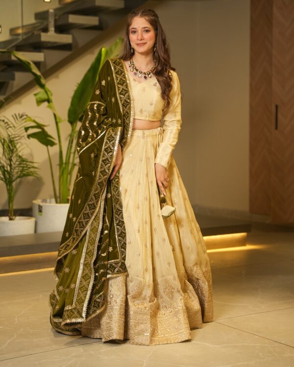 Mustard colour Cosmetics design grown set for women in party wears