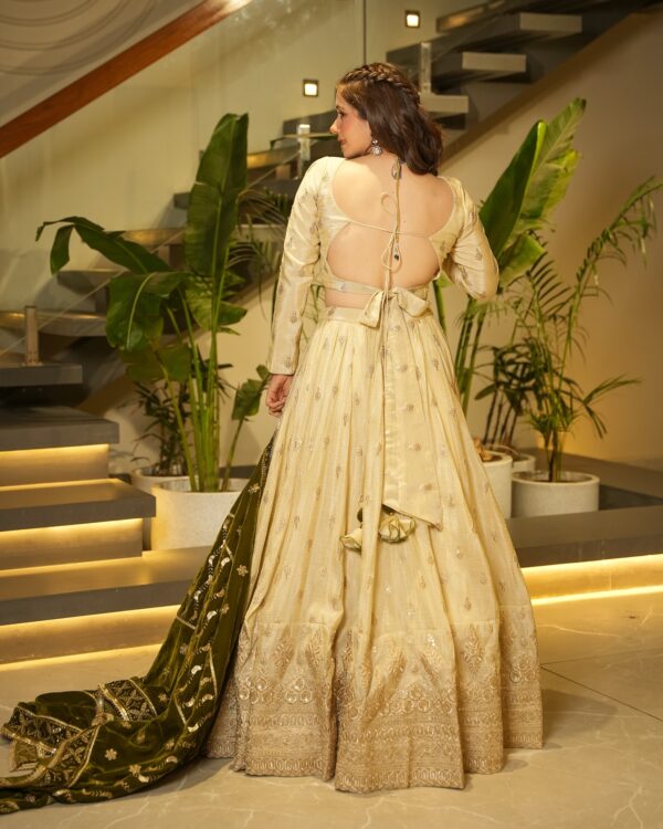 Mustard colour Cosmetics design grown set for women in party wears - Image 2